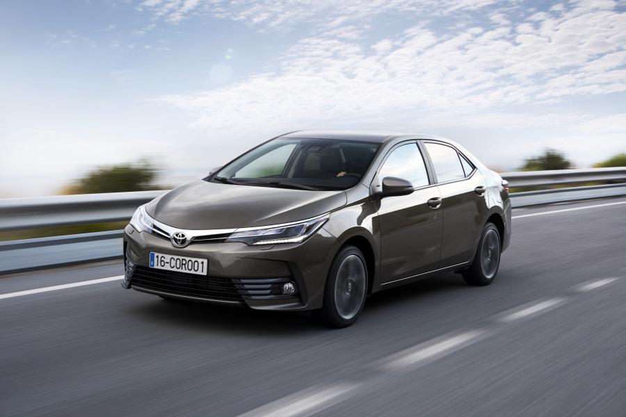  Toyota Corolla 2016 года  (фото 2 из 11)